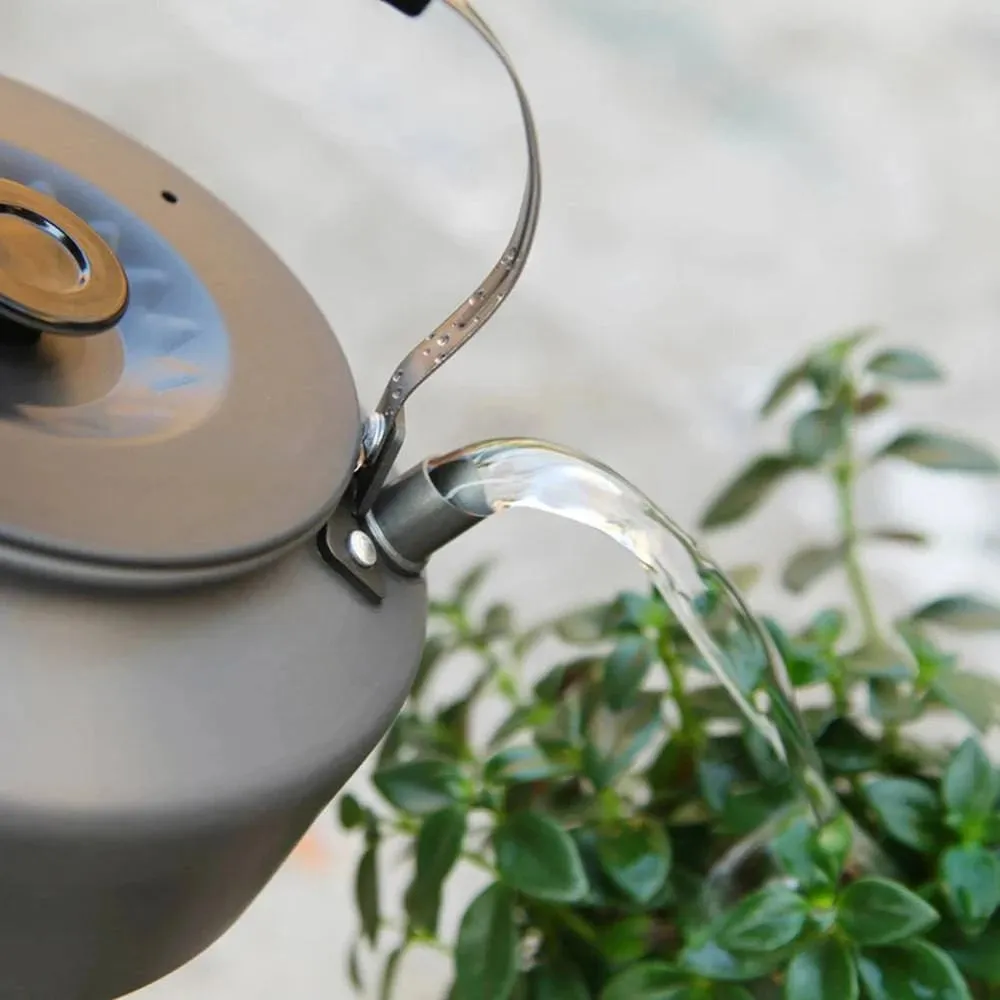 1.1L/1.6L Outdoor Coffee Pot Teapot Portable Camping Water Kettle Hiking Camping Picnic Kettle Aluminum Tableware Cookware