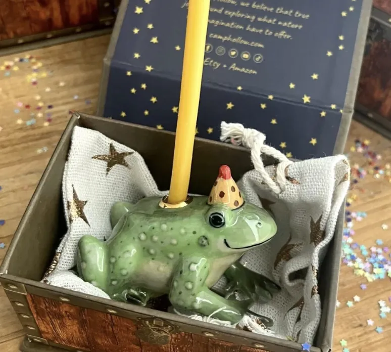 Charming Frog Cake Topper