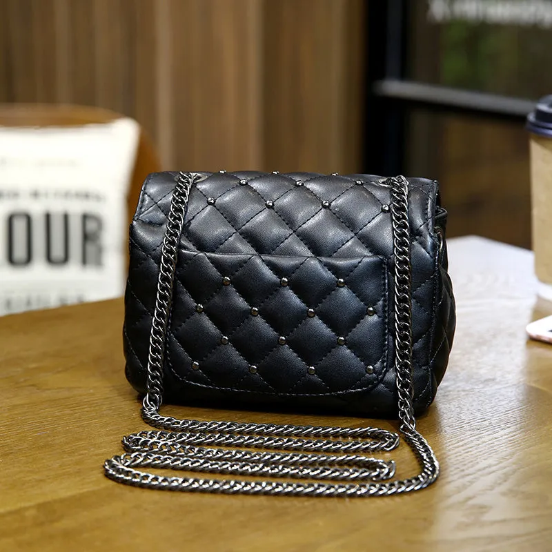 Elle Chain Shoulder Bag
