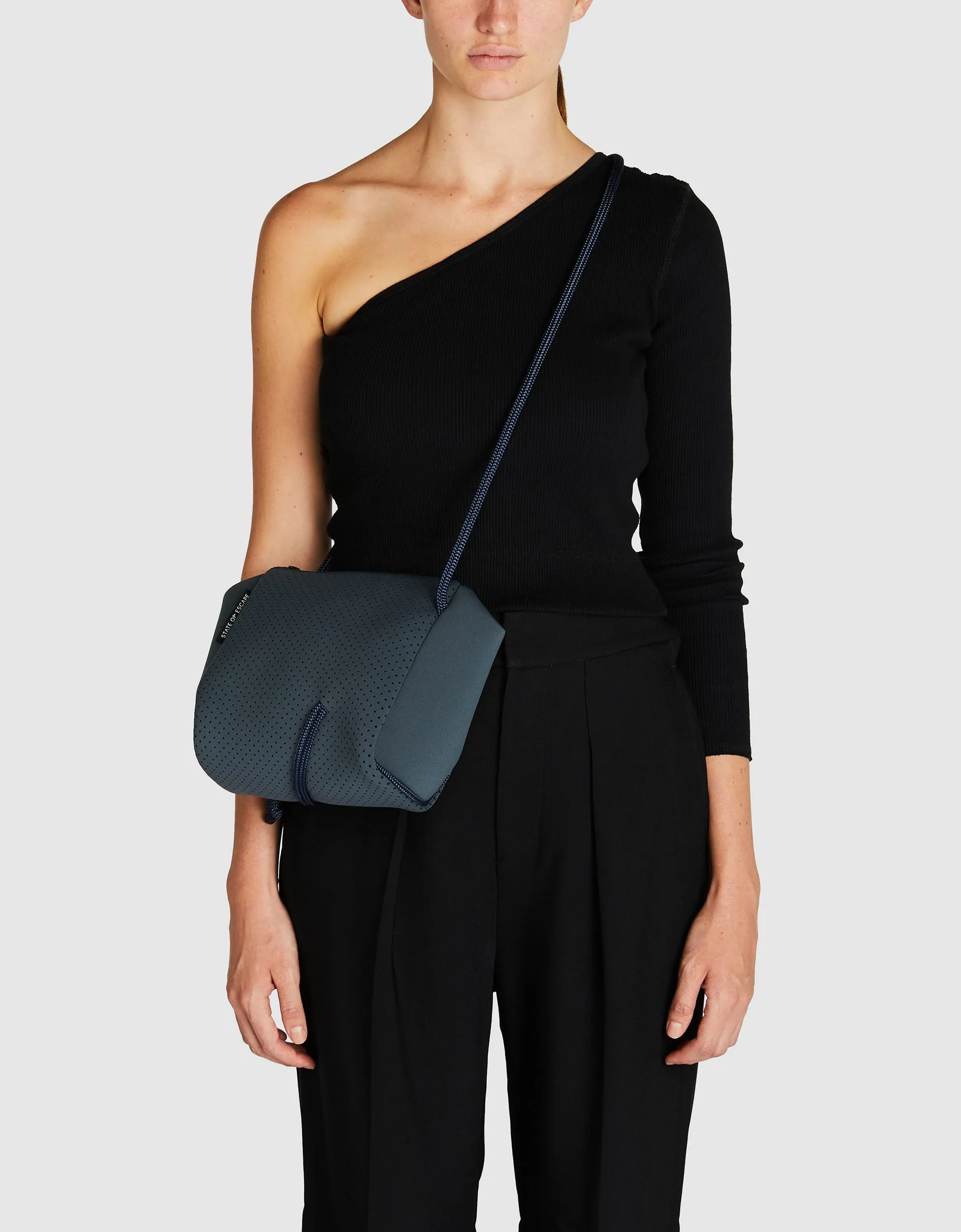 Festival crossbody in pewter