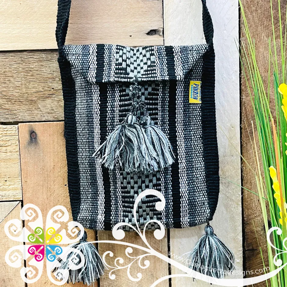 Small Crossover Morral