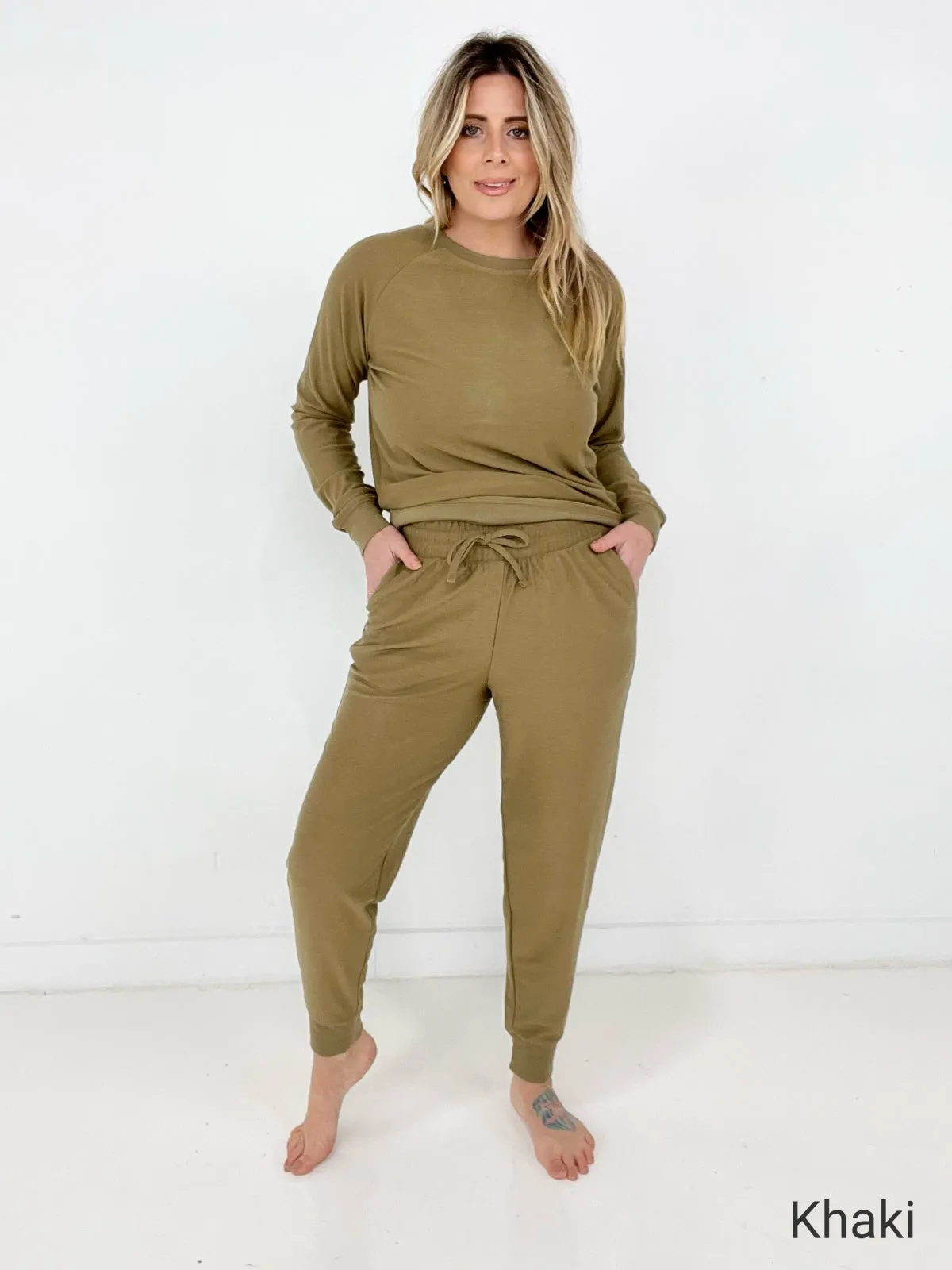 Splendid Reverse Soft French Terry Top & Jogger Set