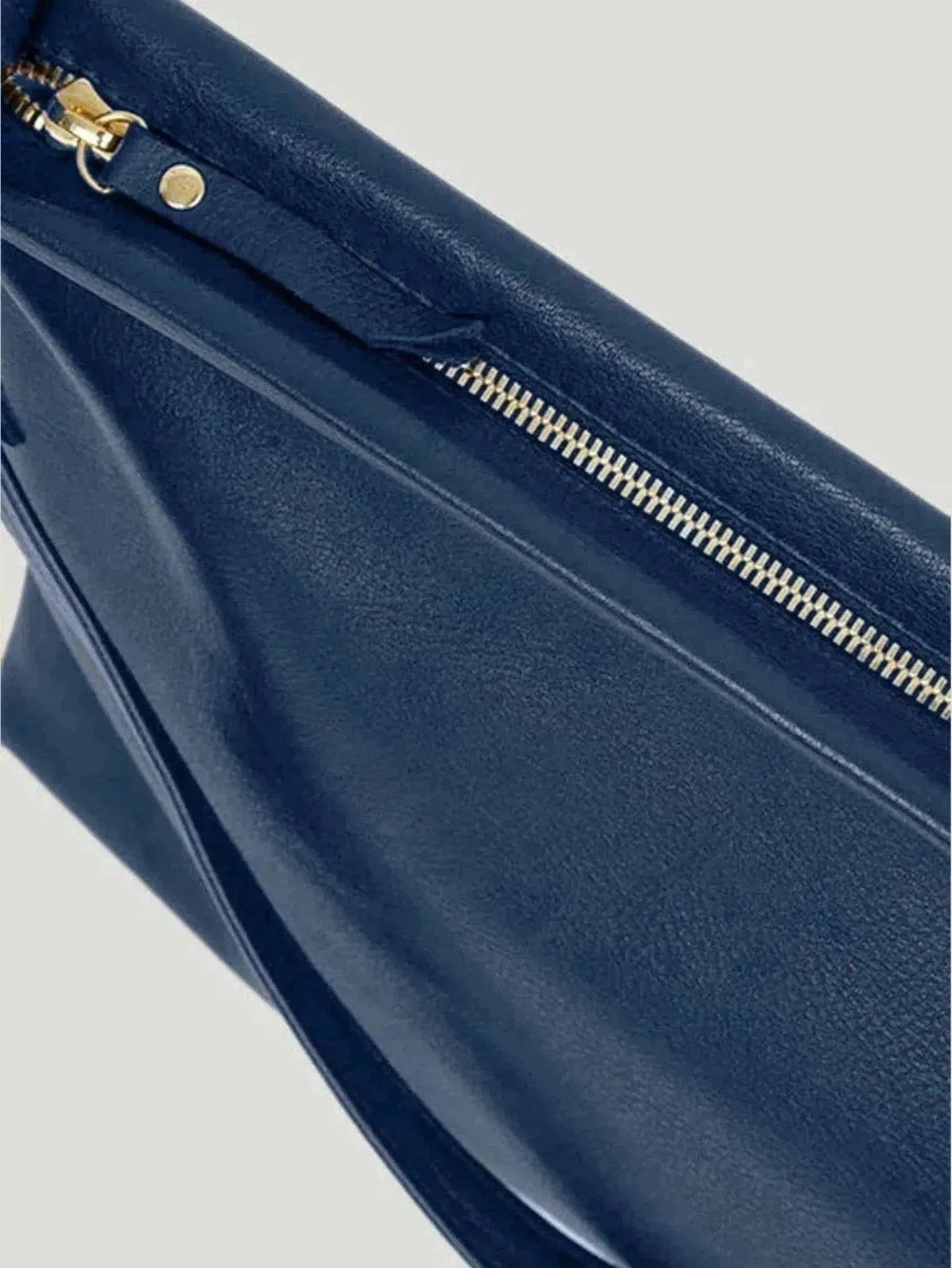 TAH Bags Grab and Go Crossbody